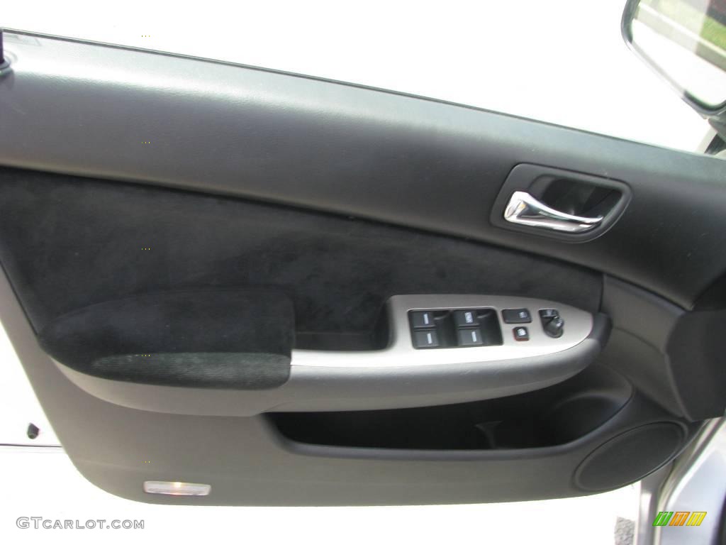 2006 Accord EX Sedan - Alabaster Silver Metallic / Black photo #11