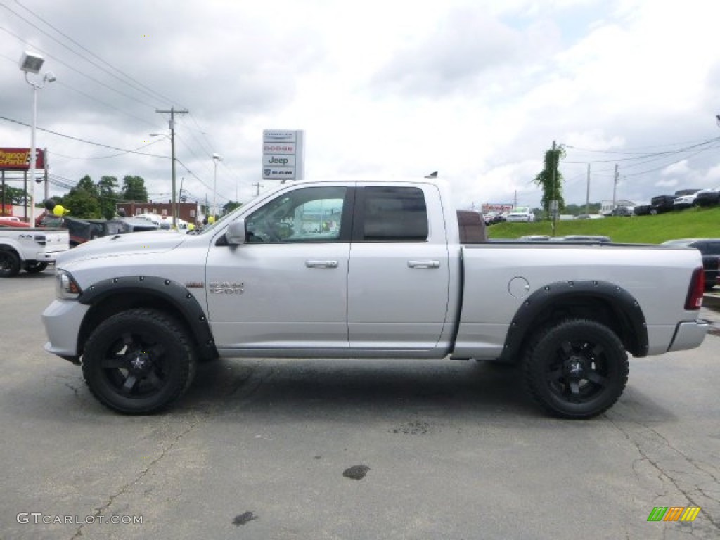 2014 1500 Sport Quad Cab 4x4 - Bright Silver Metallic / Black photo #3