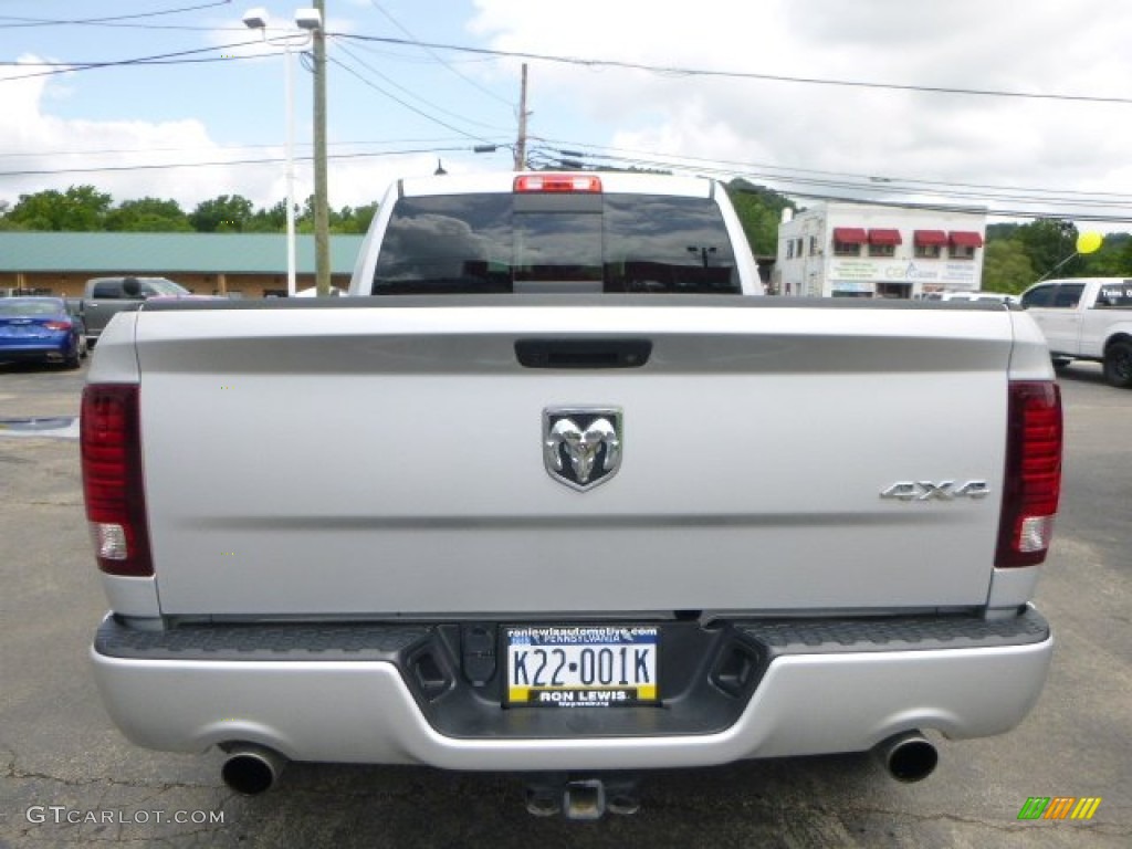 2014 1500 Sport Quad Cab 4x4 - Bright Silver Metallic / Black photo #7