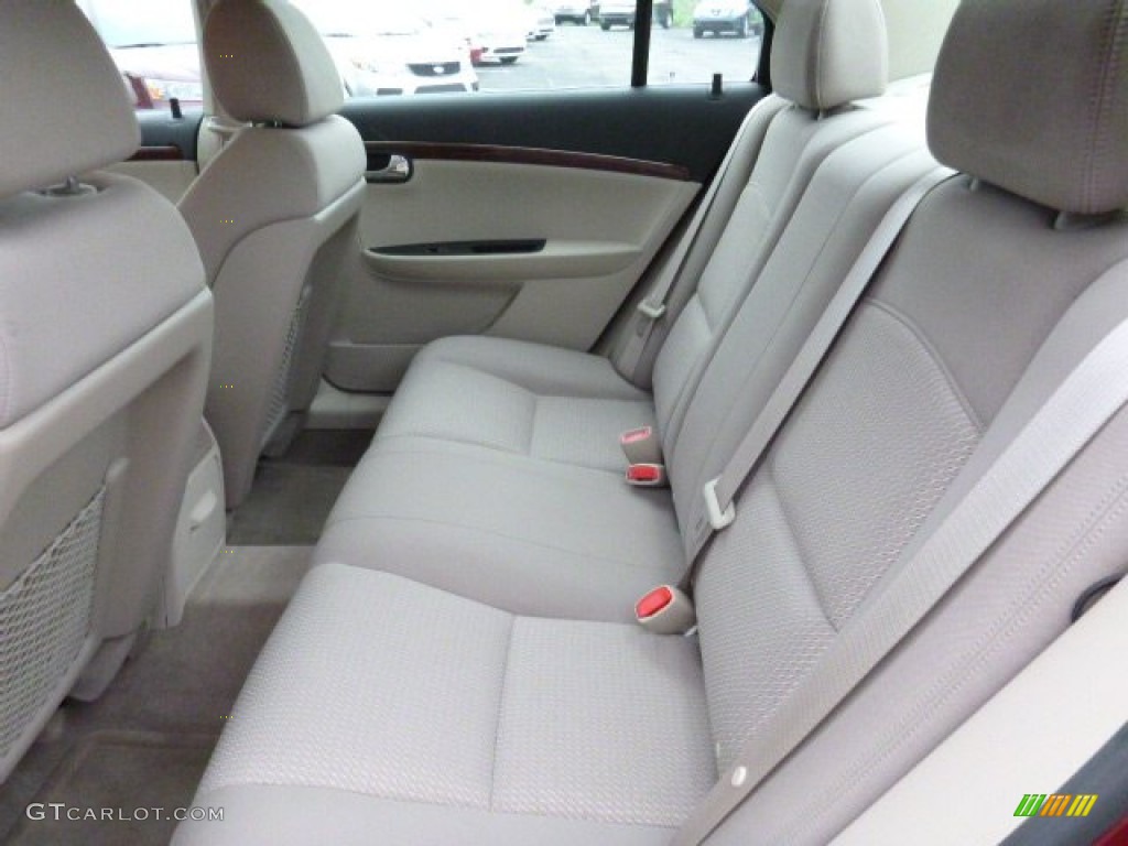 2007 Aura XE - Berry Red / Tan photo #9