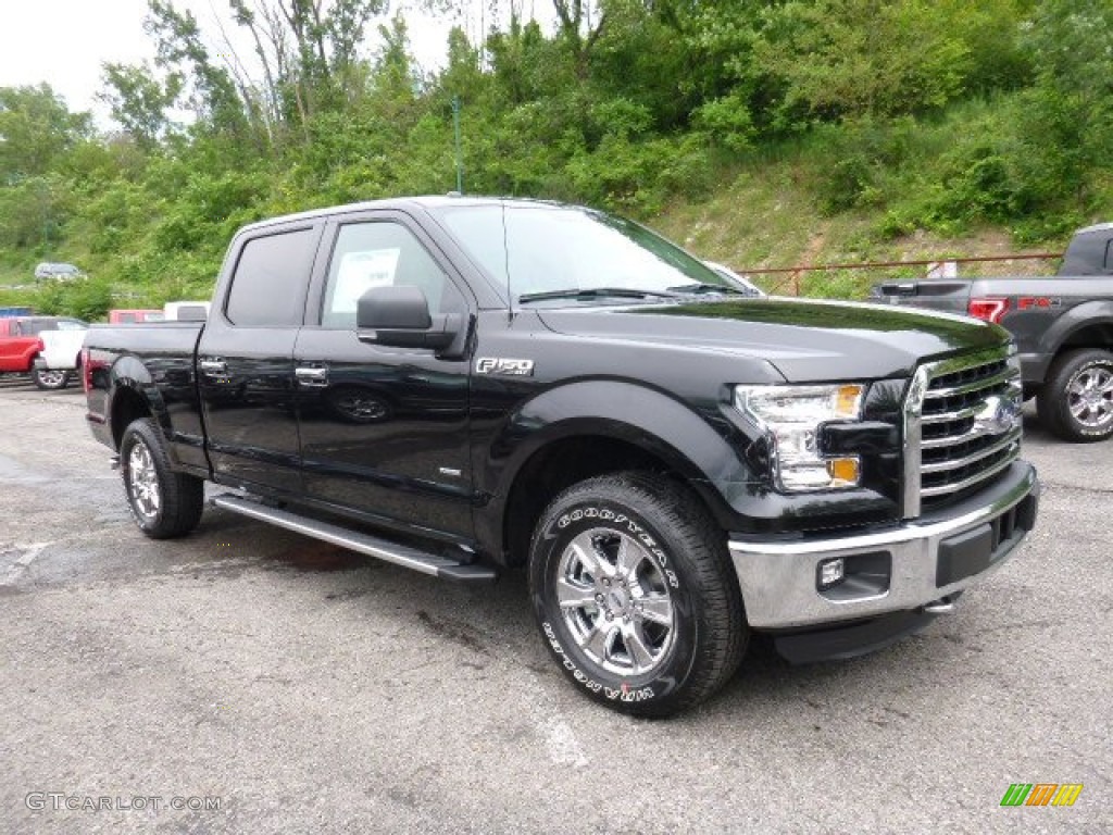 2015 F150 XLT SuperCrew 4x4 - Tuxedo Black Metallic / Medium Earth Gray photo #1