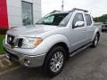 2010 Radiant Silver Metallic Nissan Frontier LE Crew Cab 4x4 #105575444