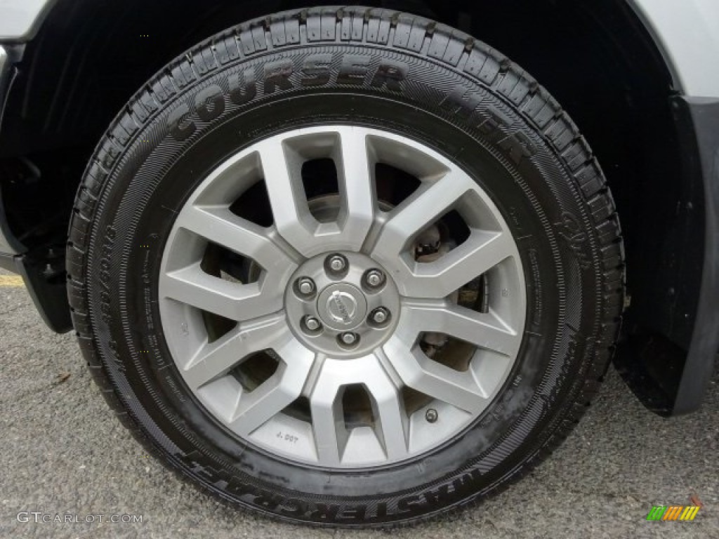 2010 Frontier LE Crew Cab 4x4 - Radiant Silver Metallic / Steel photo #9