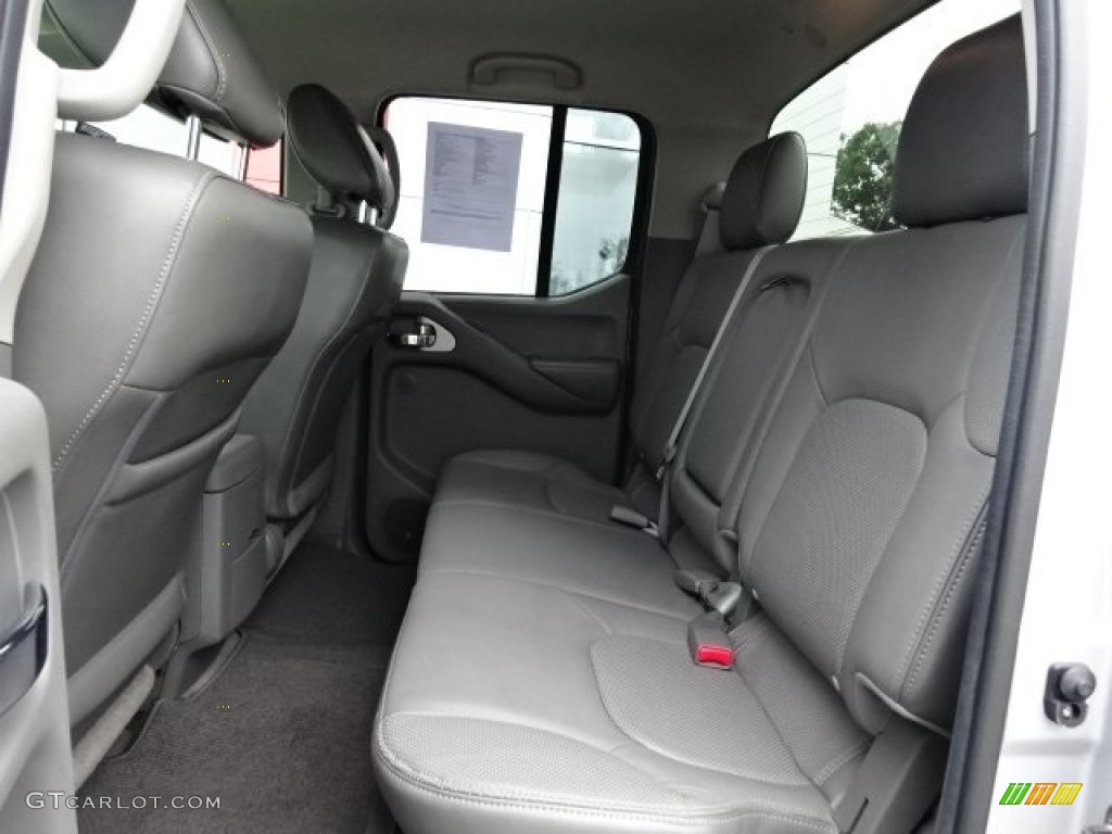 2010 Frontier LE Crew Cab 4x4 - Radiant Silver Metallic / Steel photo #14
