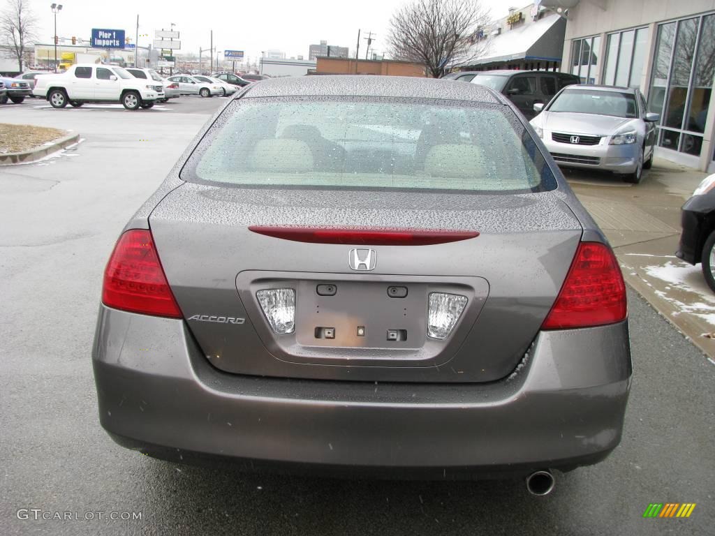 2006 Accord EX Sedan - Carbon Bronze Pearl / Ivory photo #5