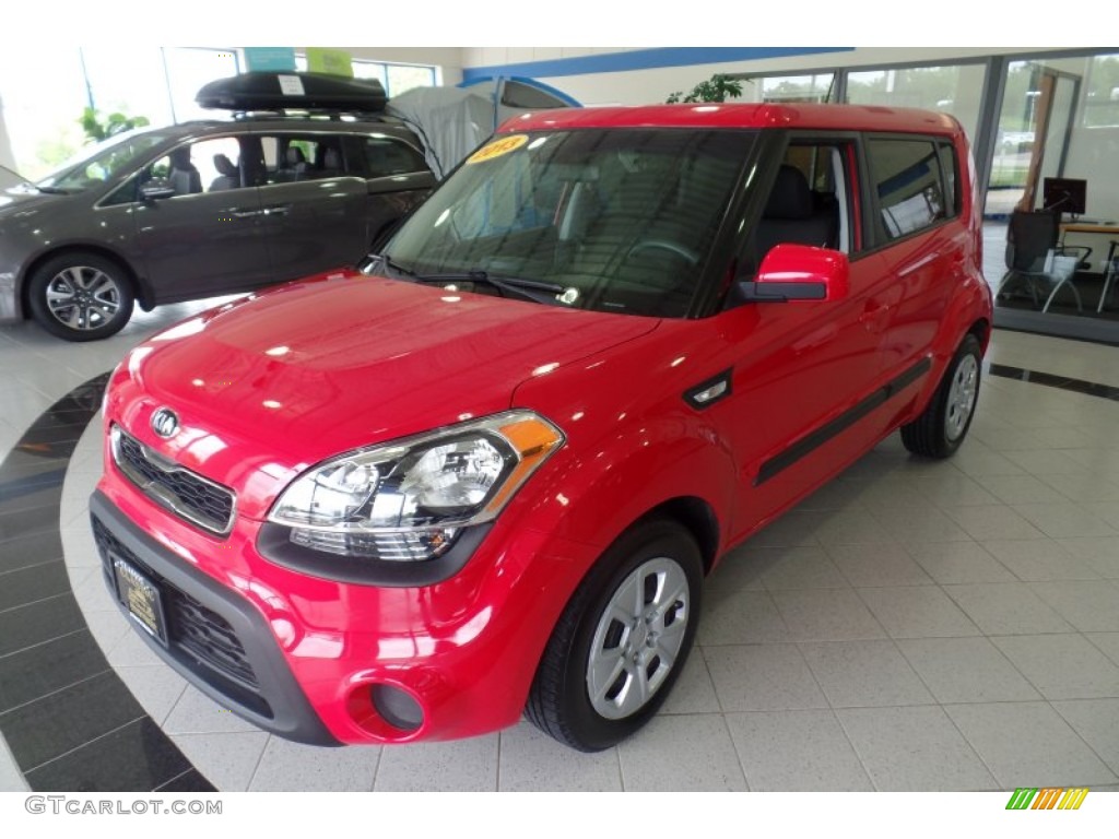 2013 Soul 1.6 - Molten Red / Black Cloth photo #1
