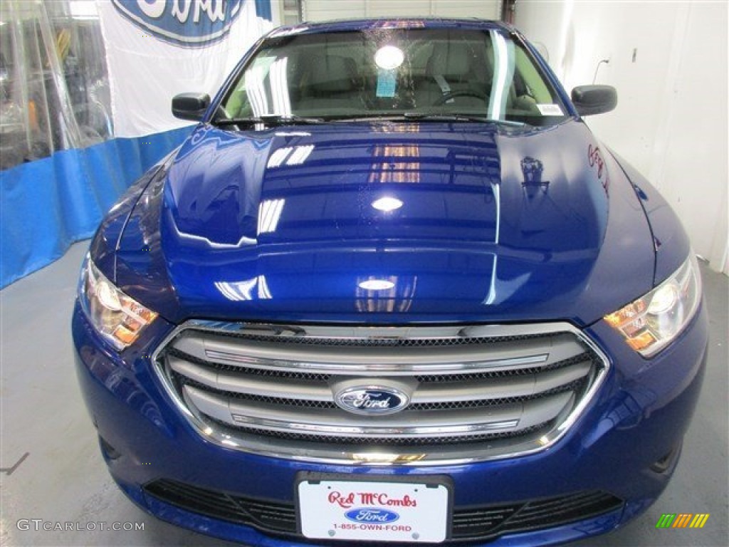 2015 Taurus SE - Deep Impact Blue Metallic / Dune photo #2