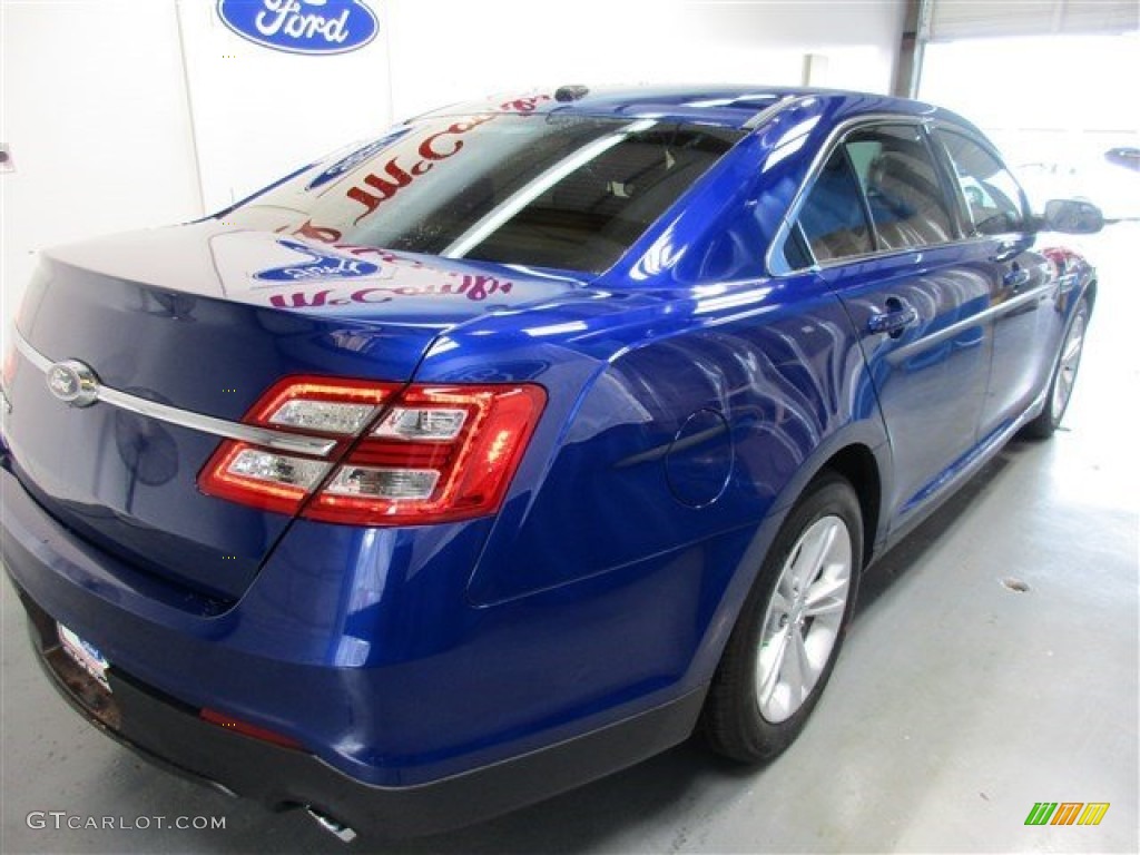2015 Taurus SE - Deep Impact Blue Metallic / Dune photo #8
