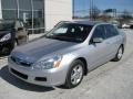 2006 Alabaster Silver Metallic Honda Accord SE Sedan  photo #2