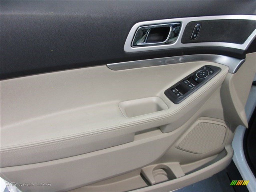 2015 Explorer XLT - White Platinum / Medium Light Stone photo #16
