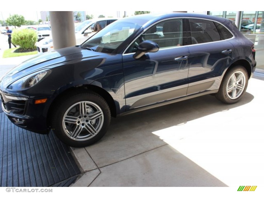 2016 Macan S - Dark Blue Metallic / Agate Grey photo #5