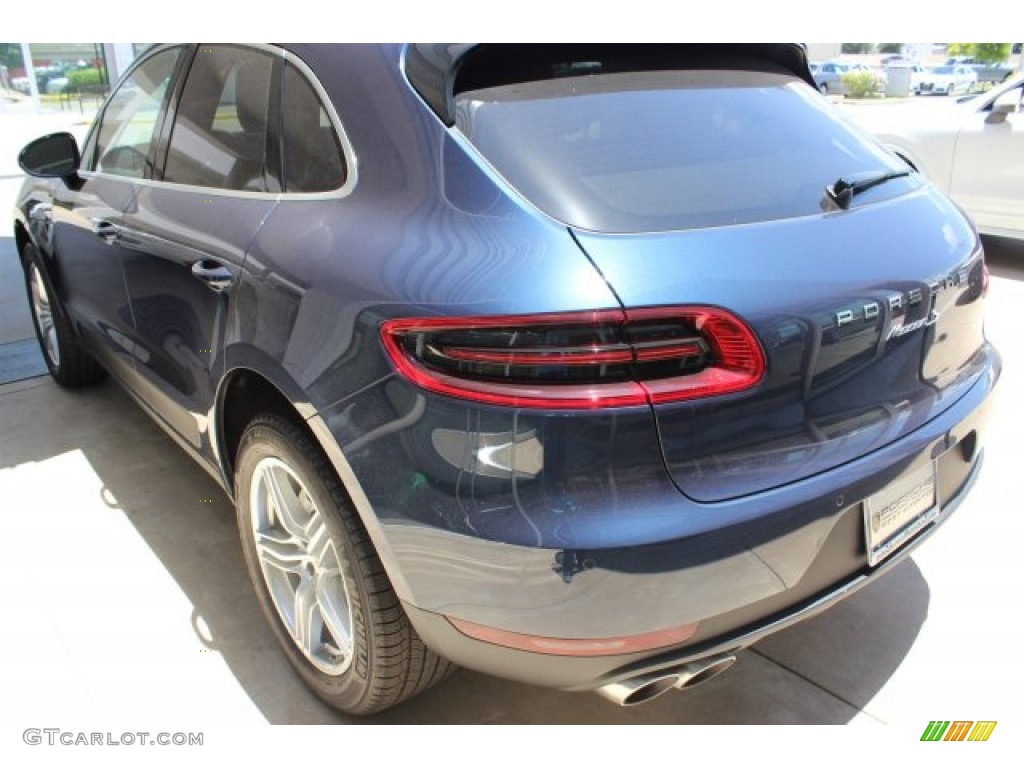 Dark Blue Metallic 2016 Porsche Macan S Exterior Photo #105599730