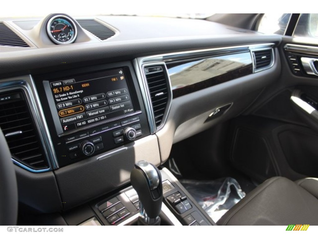 2016 Macan S - Dark Blue Metallic / Agate Grey photo #14