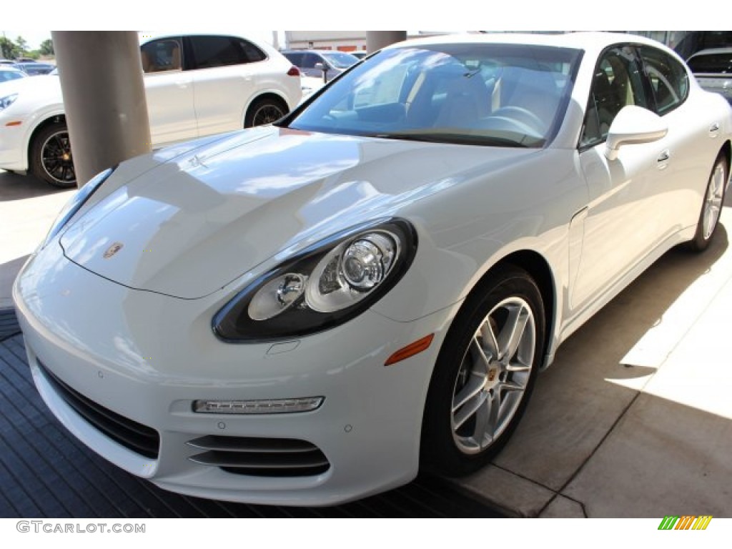 White 2016 Porsche Panamera 4 Edition Exterior Photo #105600435
