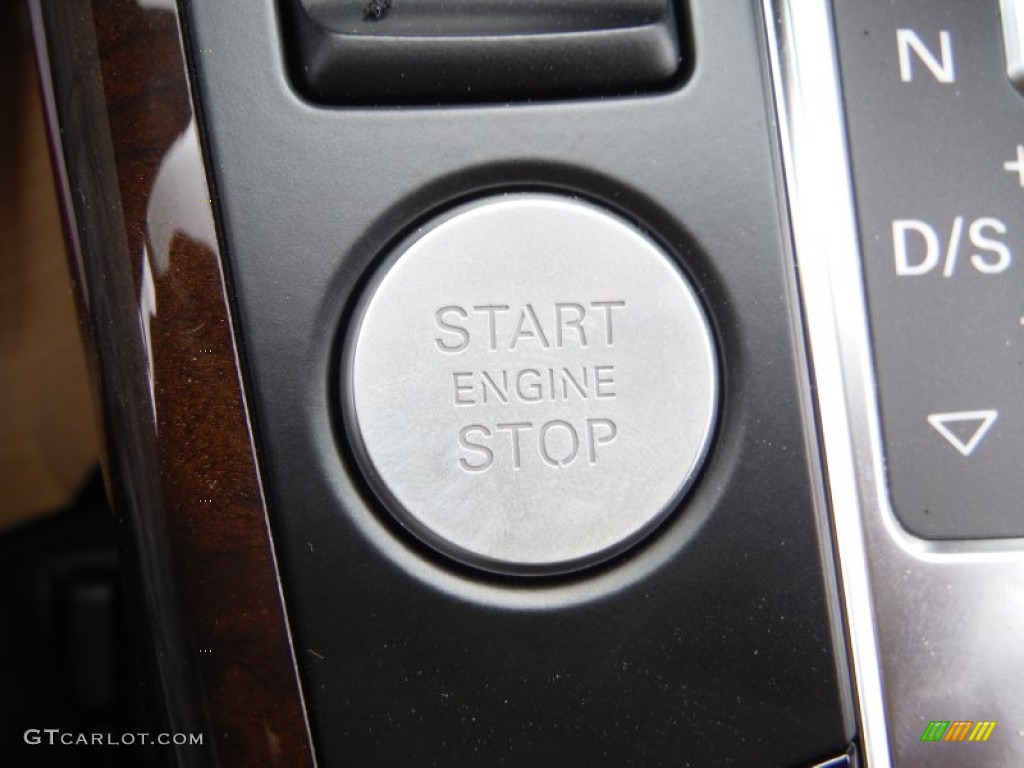 2016 Audi A4 2.0T Premium Plus quattro Controls Photo #105601035