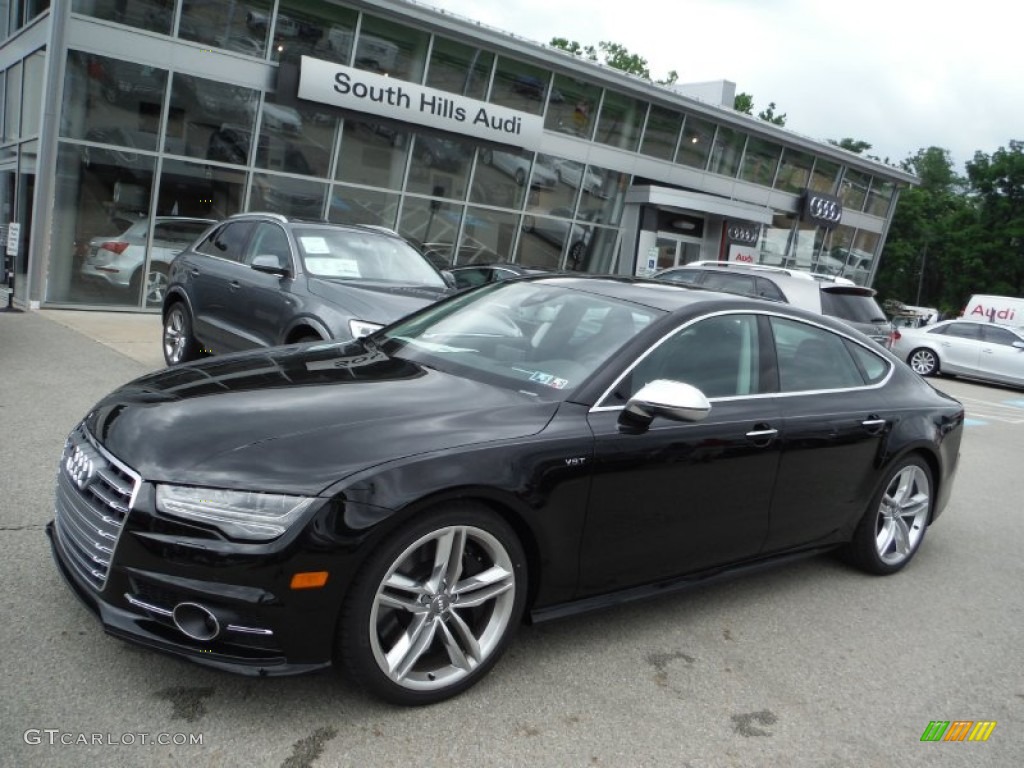 Mythos Black Metallic Audi S7