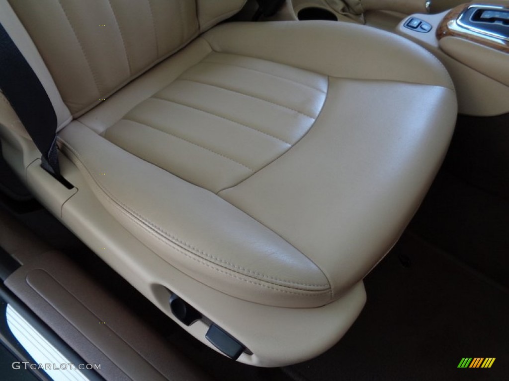 2008 X-Type 3.0 Sedan - Ebony Black / Champagne photo #69
