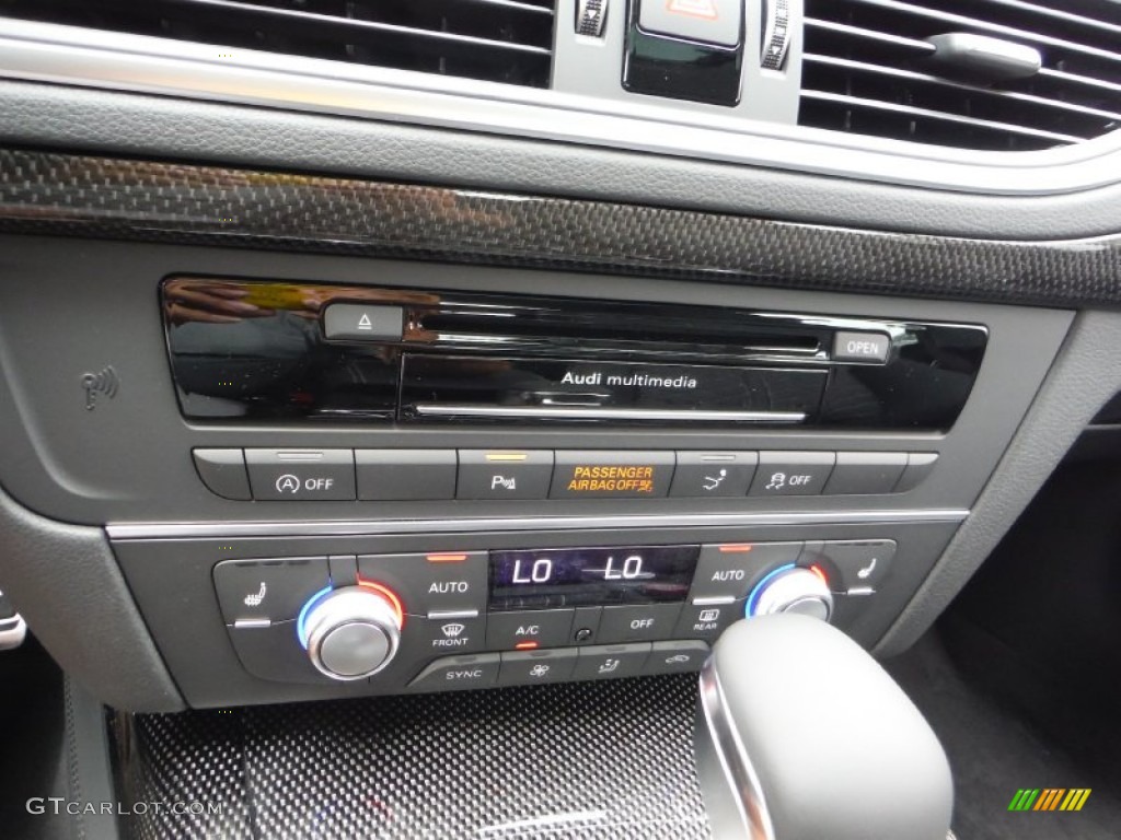 2016 Audi S7 4.0 TFSI quattro Controls Photo #105601662