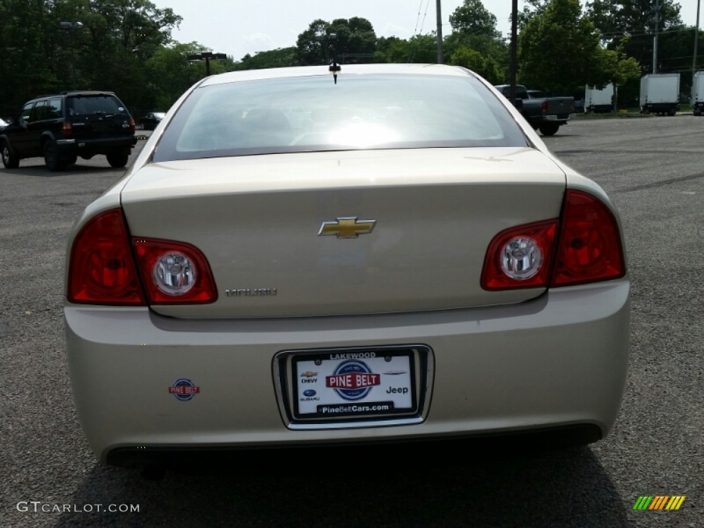 2010 Malibu LS Sedan - Gold Mist Metallic / Cocoa/Cashmere photo #8