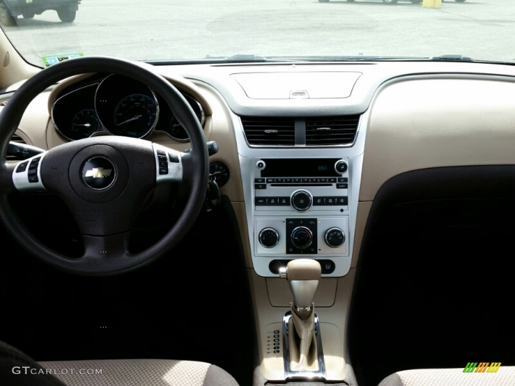 2010 Malibu LS Sedan - Gold Mist Metallic / Cocoa/Cashmere photo #12