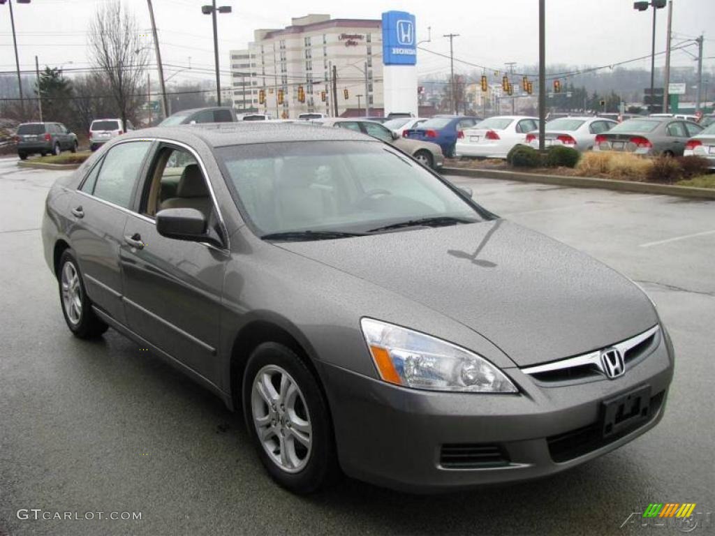 2006 Accord EX-L Sedan - Carbon Bronze Pearl / Black photo #5