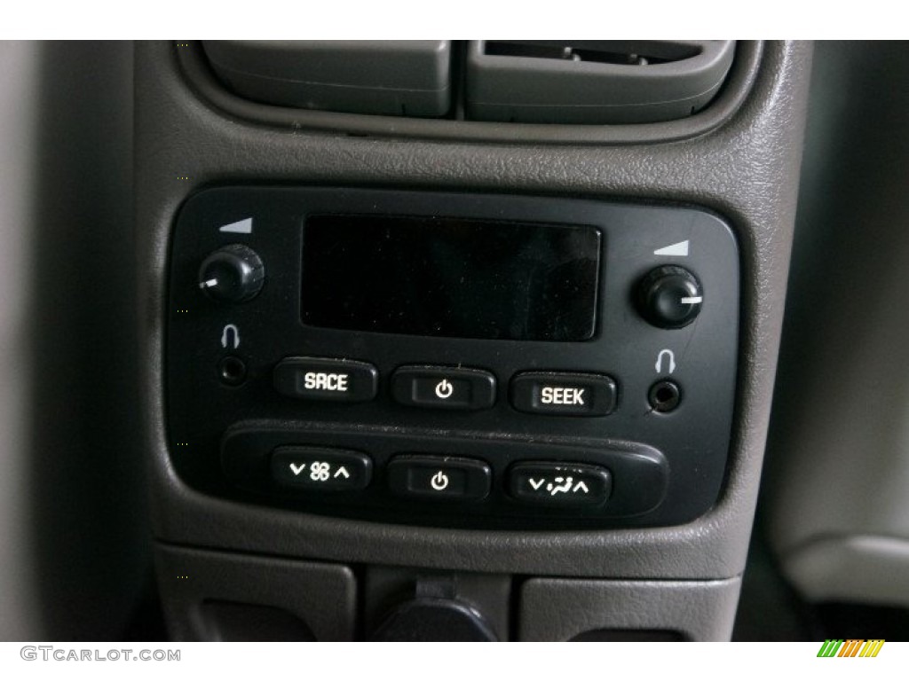 2004 Rainier CXL AWD - Indigo Blue Metallic / Light Cashmere photo #25