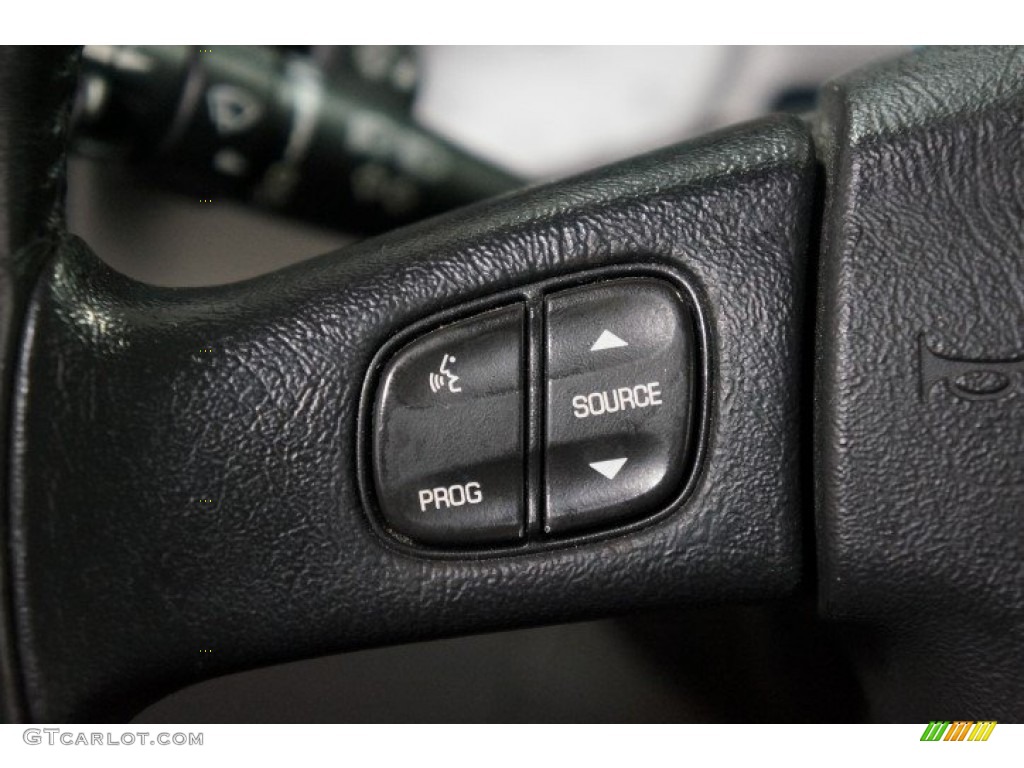 2004 Rainier CXL AWD - Indigo Blue Metallic / Light Cashmere photo #27
