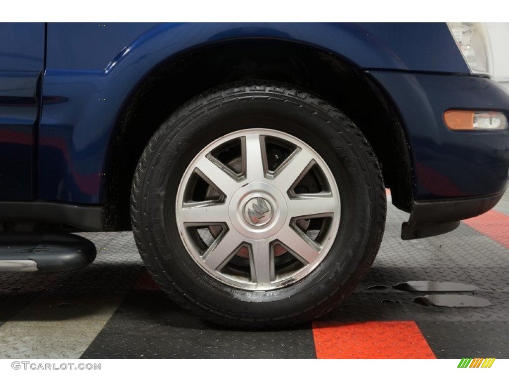 2004 Rainier CXL AWD - Indigo Blue Metallic / Light Cashmere photo #47