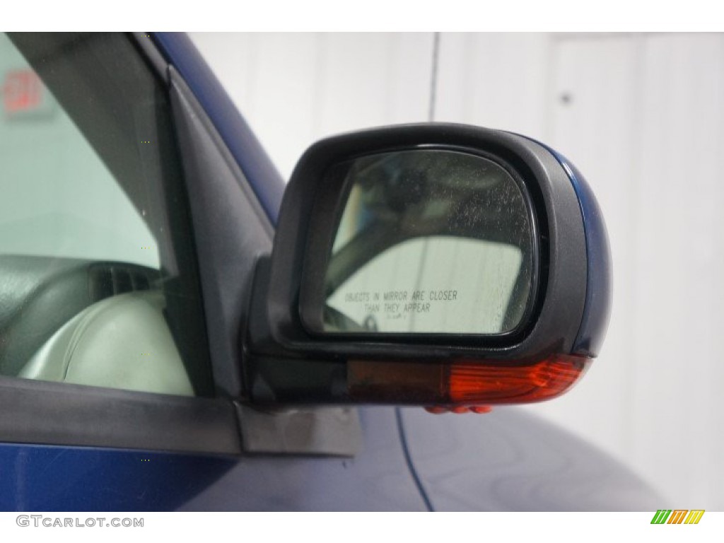 2004 Rainier CXL AWD - Indigo Blue Metallic / Light Cashmere photo #50
