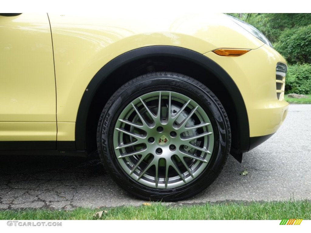 2012 Porsche Cayenne S Wheel Photos