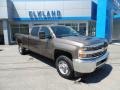Brownstone Metallic - Silverado 2500HD WT Crew Cab 4x4 Photo No. 4