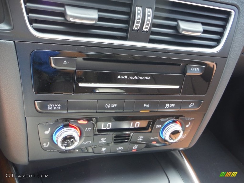 2016 Audi Q5 3.0 TDI Premium Plus quattro Controls Photo #105621004