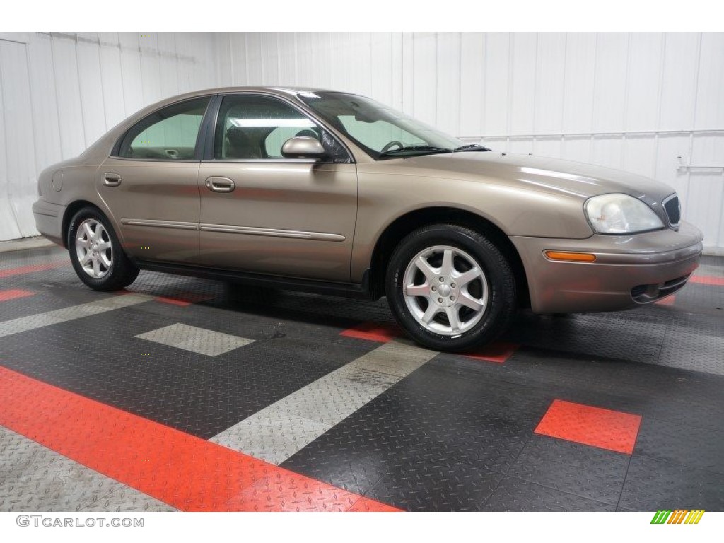 2002 Sable GS Sedan - Arizona Beige Metallic / Medium Parchment photo #6