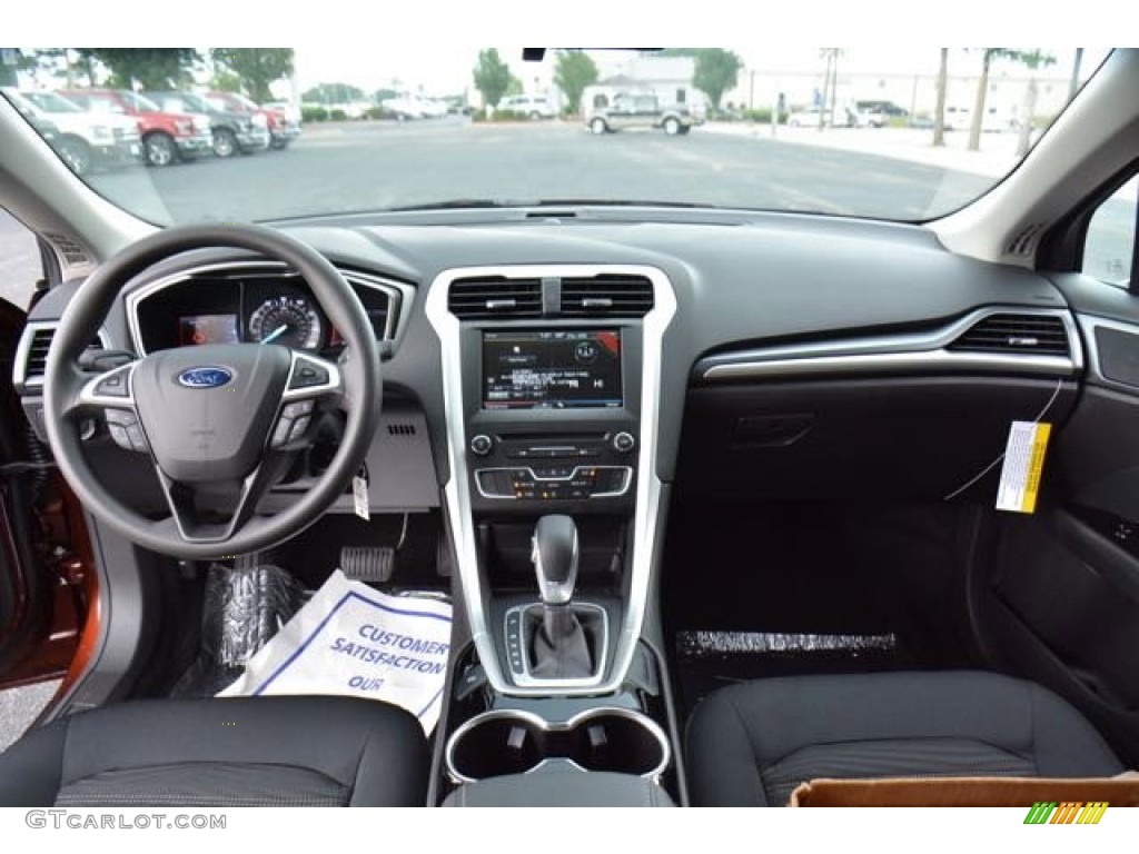 2016 Fusion SE - Bronze Fire Metallic / Charcoal Black photo #13