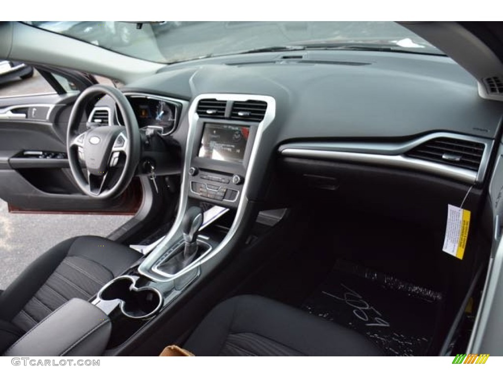 2016 Fusion SE - Bronze Fire Metallic / Charcoal Black photo #15