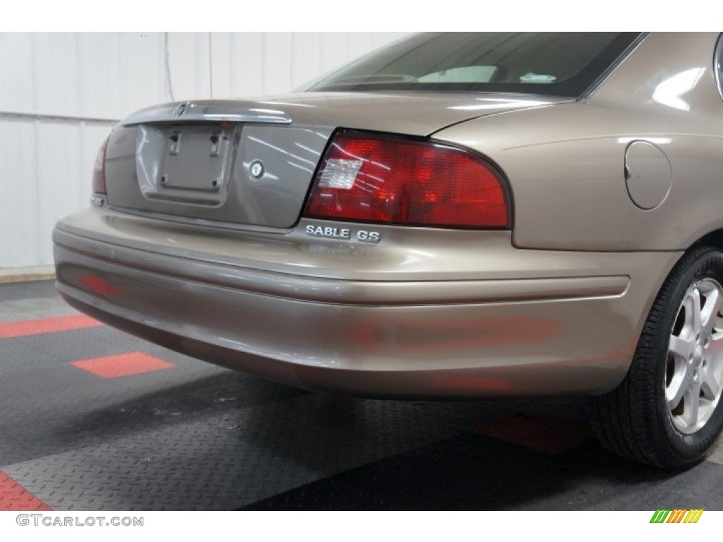 2002 Sable GS Sedan - Arizona Beige Metallic / Medium Parchment photo #54