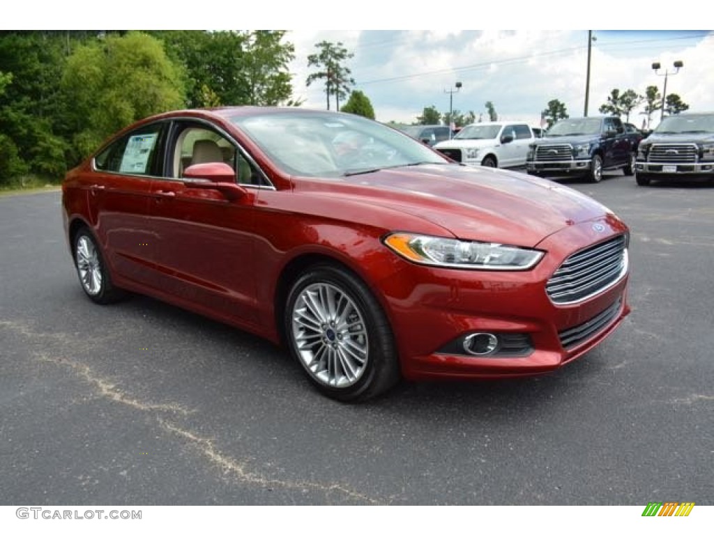 2016 Fusion SE - Ruby Red Metallic / Dune photo #3