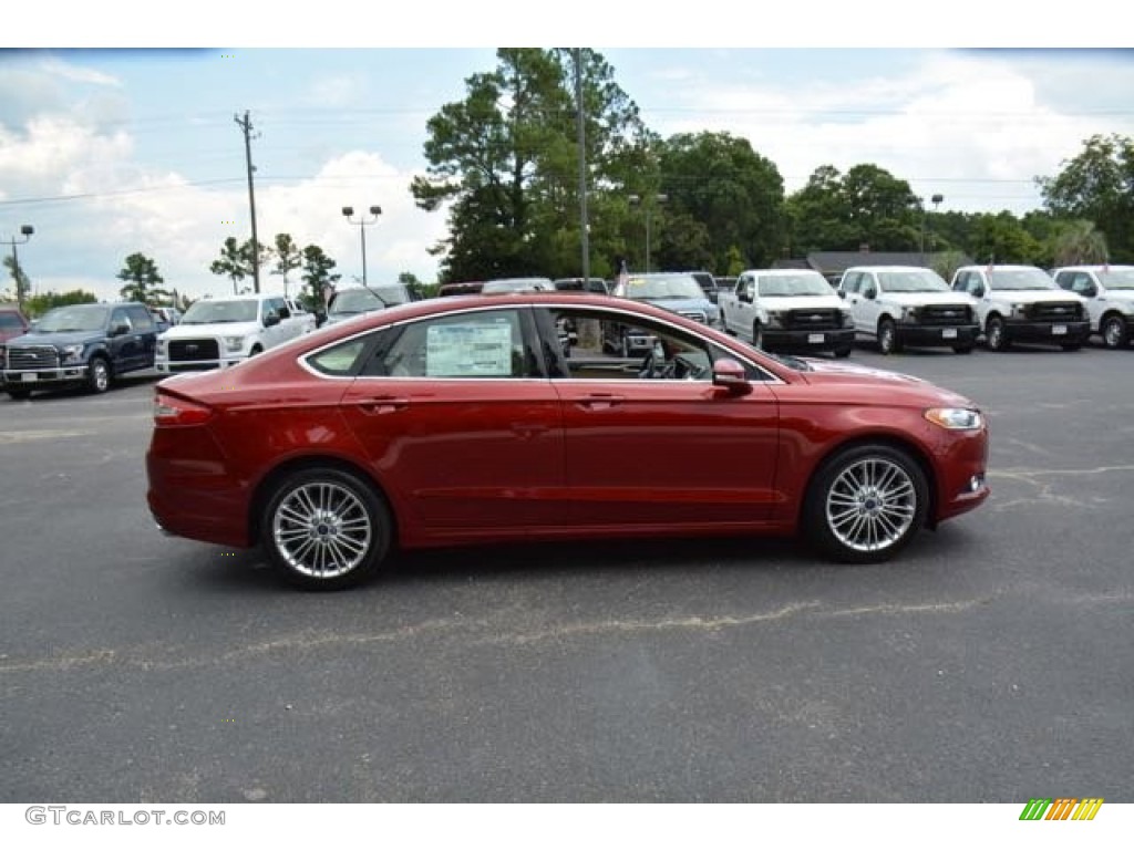 2016 Fusion SE - Ruby Red Metallic / Dune photo #4