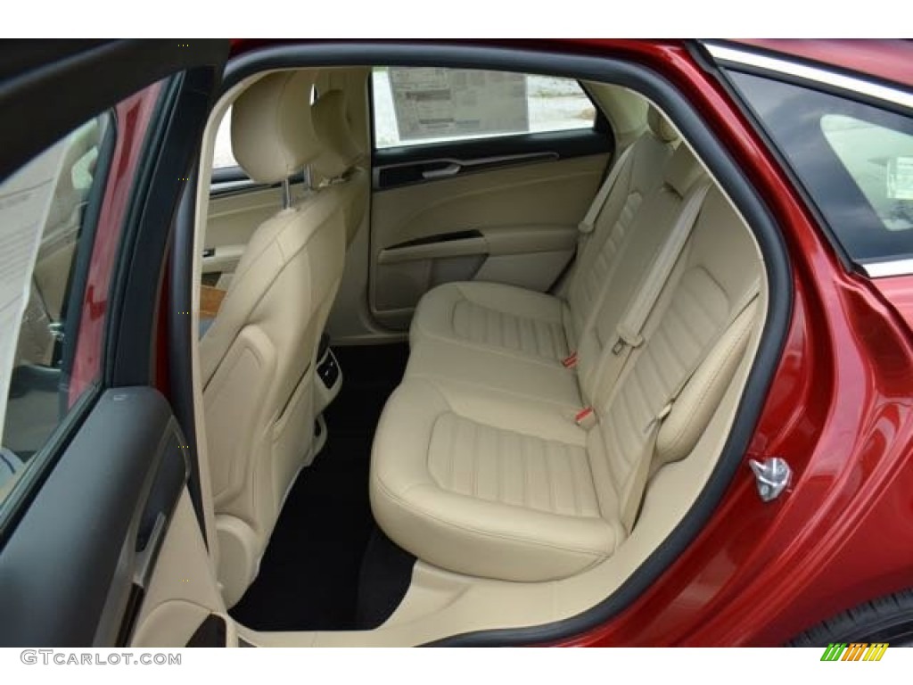 2016 Fusion SE - Ruby Red Metallic / Dune photo #11
