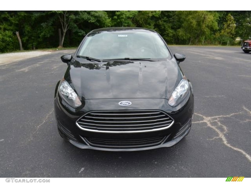 2015 Fiesta S Sedan - Tuxedo Black Metallic / Charcoal Black photo #2