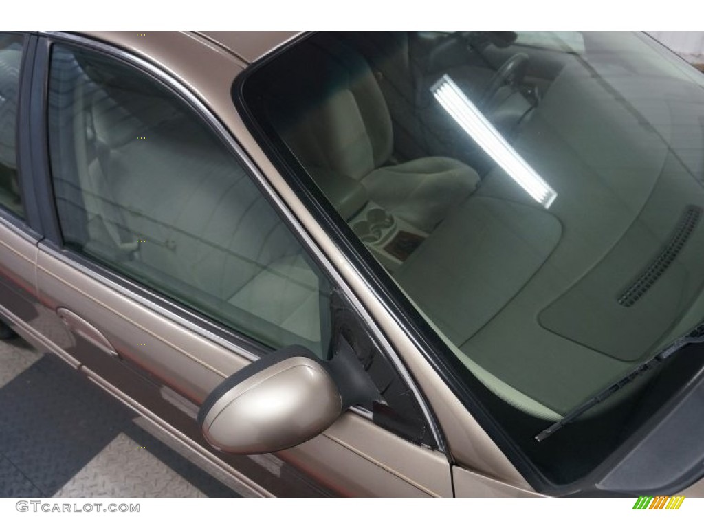2002 Sable GS Sedan - Arizona Beige Metallic / Medium Parchment photo #73