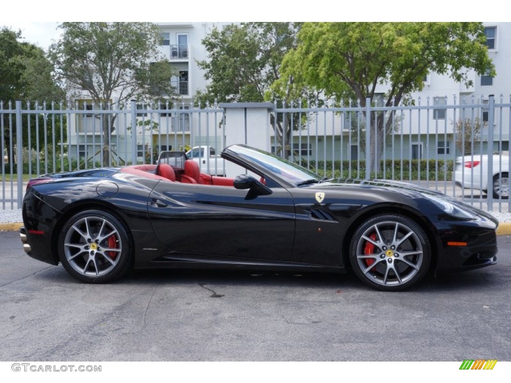 Nero (Black) 2010 Ferrari California Standard California Model Exterior Photo #105627475