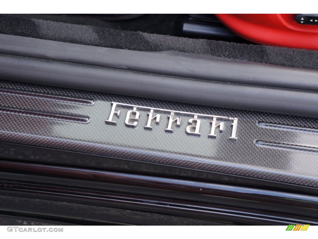 2010 Ferrari California Standard California Model Marks and Logos Photo #105628081