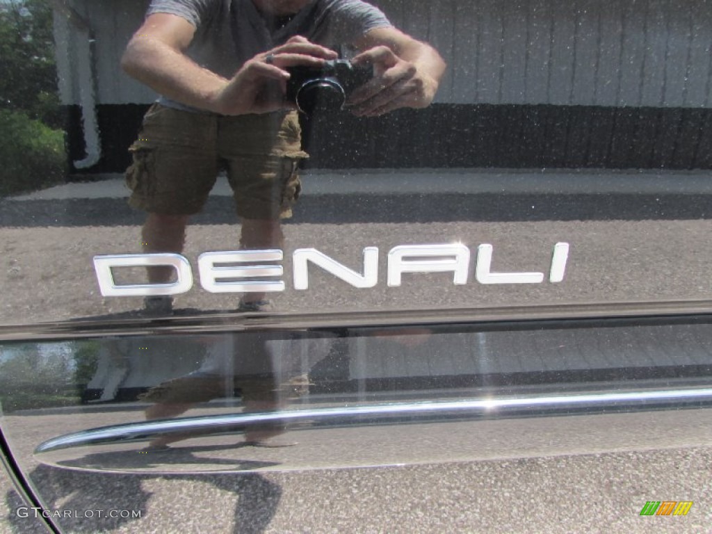 2006 Sierra 1500 Denali Crew Cab 4WD - Onyx Black / Stone Gray leather photo #10