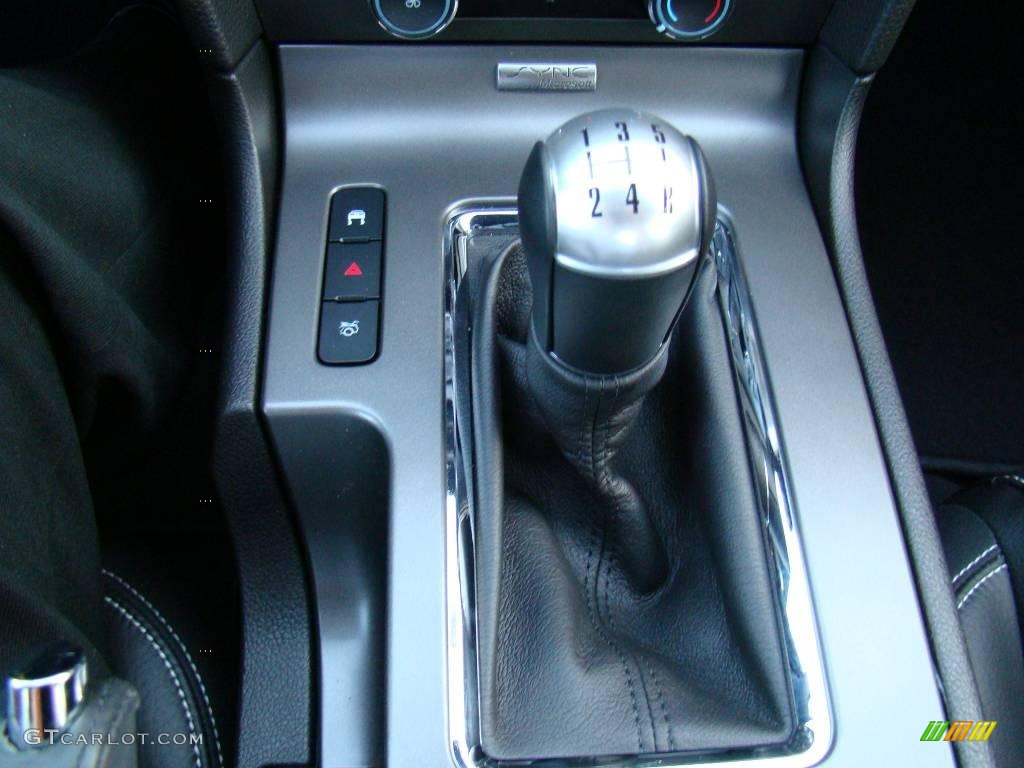 2010 Mustang GT Premium Coupe - Kona Blue Metallic / Charcoal Black photo #21