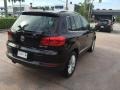 Deep Black Metallic - Tiguan SE Photo No. 5