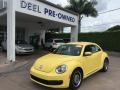 Saturn Yellow 2012 Volkswagen Beetle 2.5L