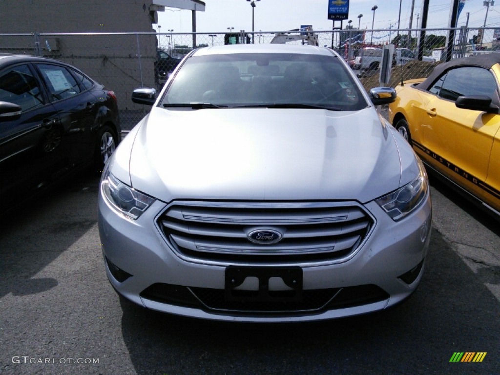2015 Taurus Limited - Ingot Silver Metallic / Charcoal Black photo #2