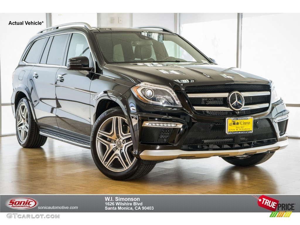 Black Mercedes-Benz GL