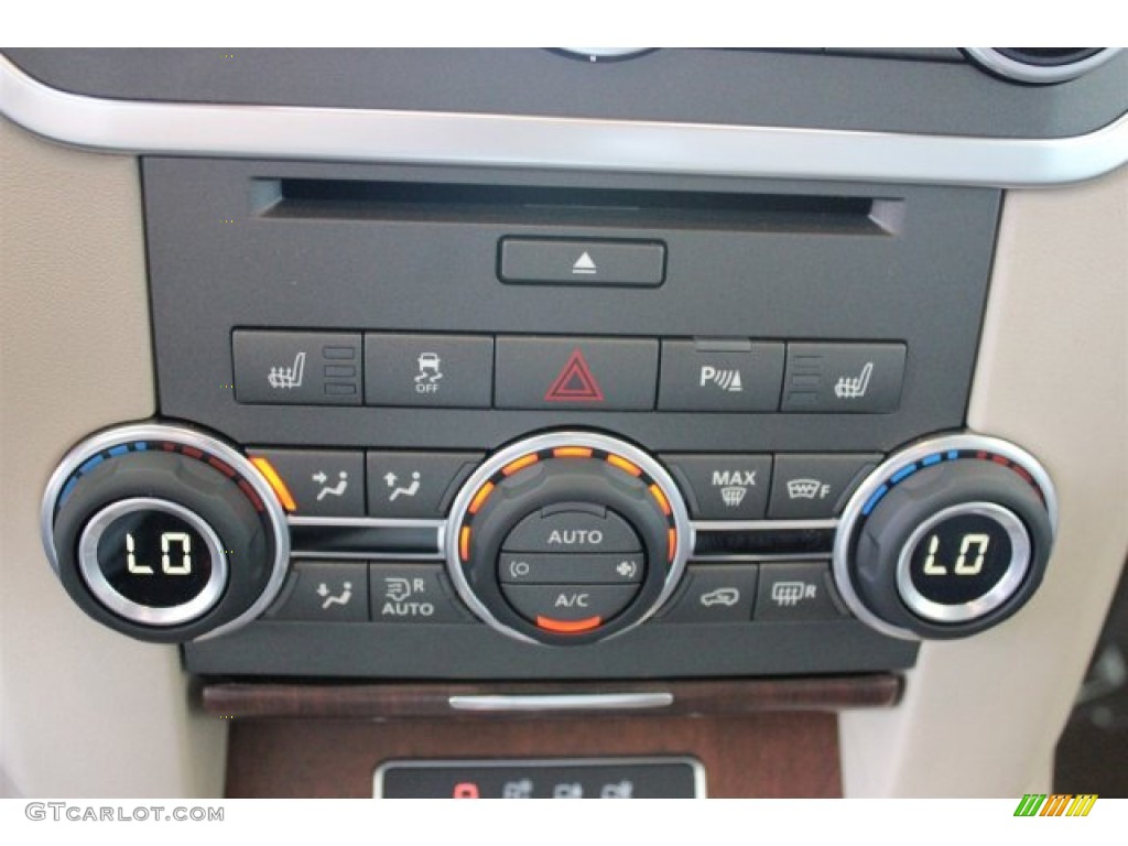 2016 Land Rover LR4 HSE LUX Controls Photo #105658266